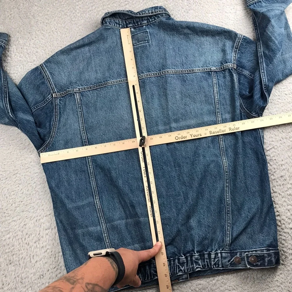 American Eagle AE Oversized Denim Jacket Mens S Blue Jean Cotton Trucker Coat